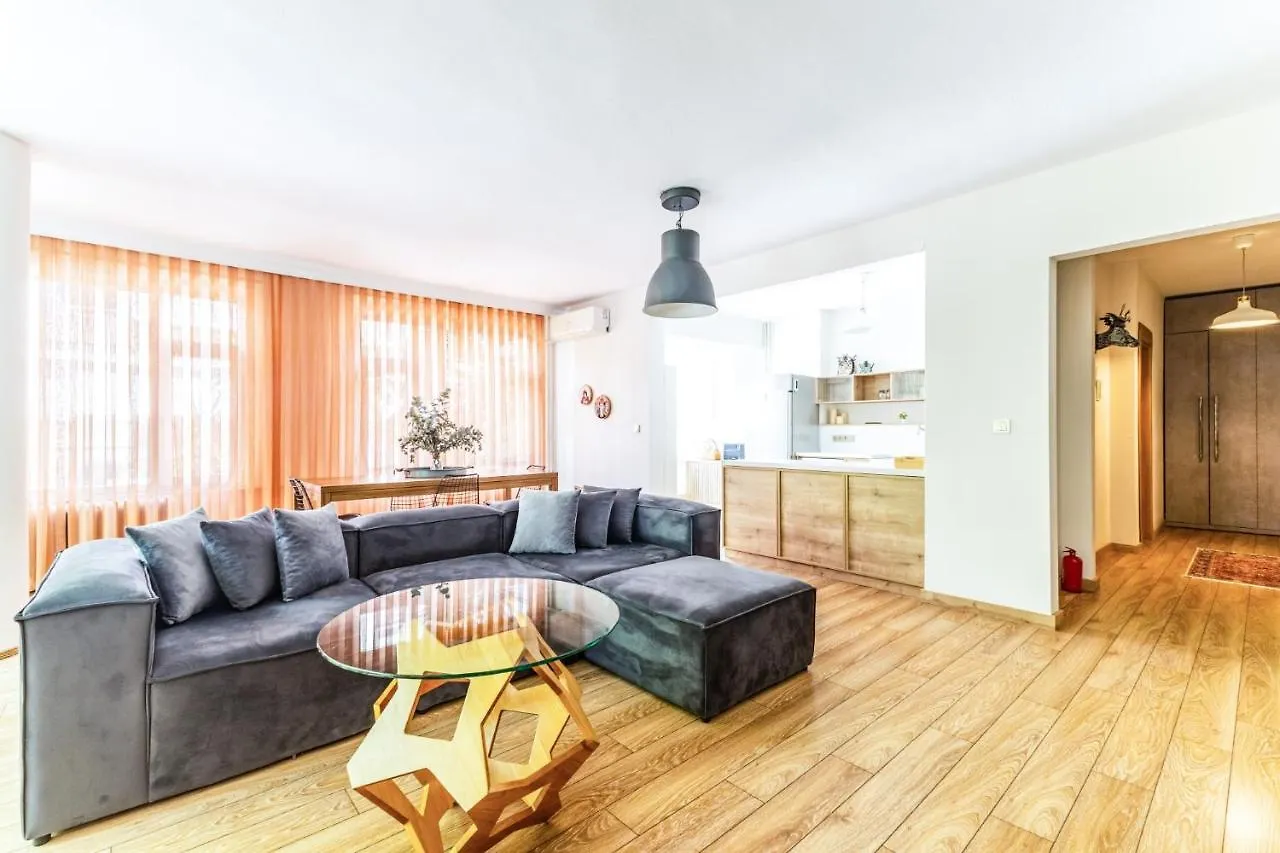 Flat W Balcony 1 Min To Bagdat Avenue In Kadikoy Стамбул Турция