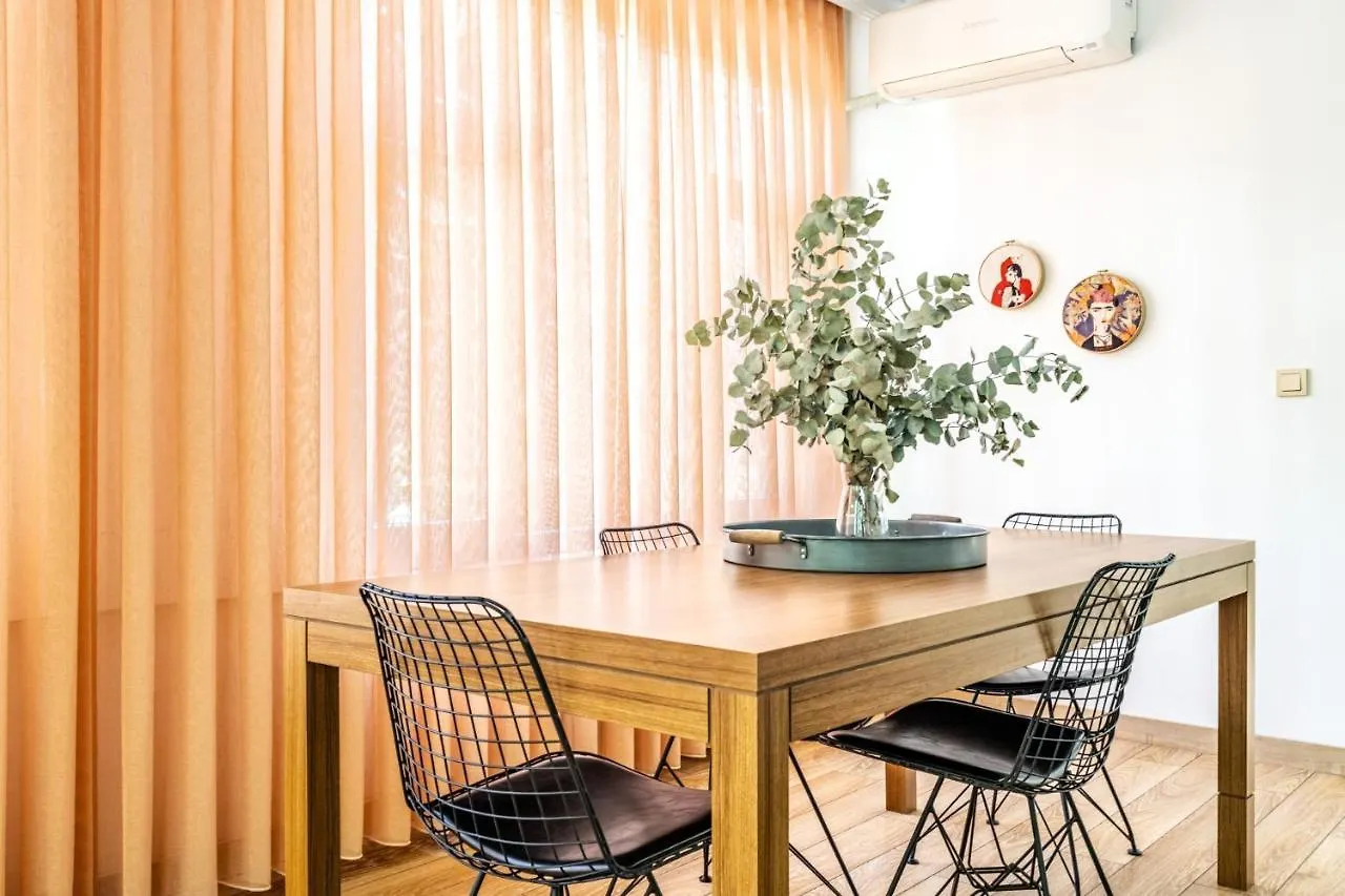 Apartman Flat W Balcony 1 Min To Bagdat Avenue In Kadikoy Isztambul