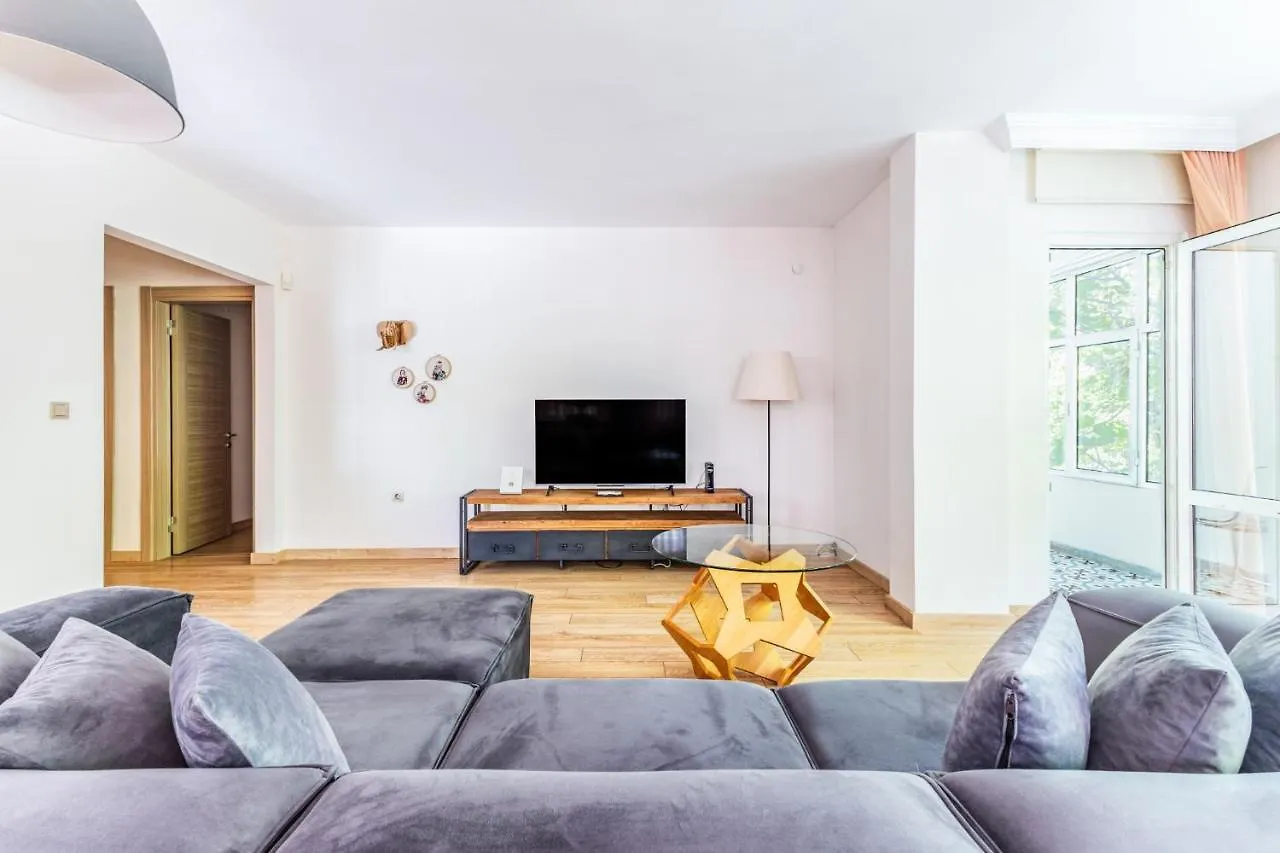 Flat W Balcony 1 Min To Bagdat Avenue In Kadikoy Стамбул 0*,  Турция
