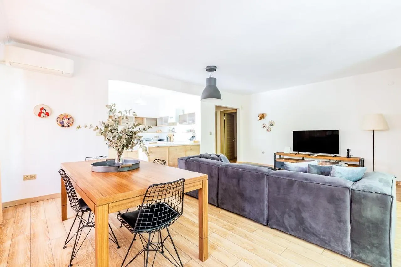 Apartment Flat W Balcony 1 Min To Bagdat Avenue In Kadikoy Istanbul
